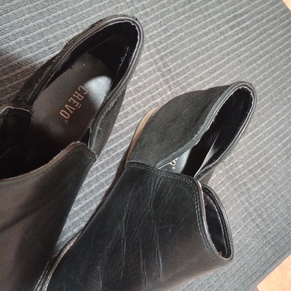 Crevo Leather Stacked Heel Black Bootie (10) - Picture 4 of 7